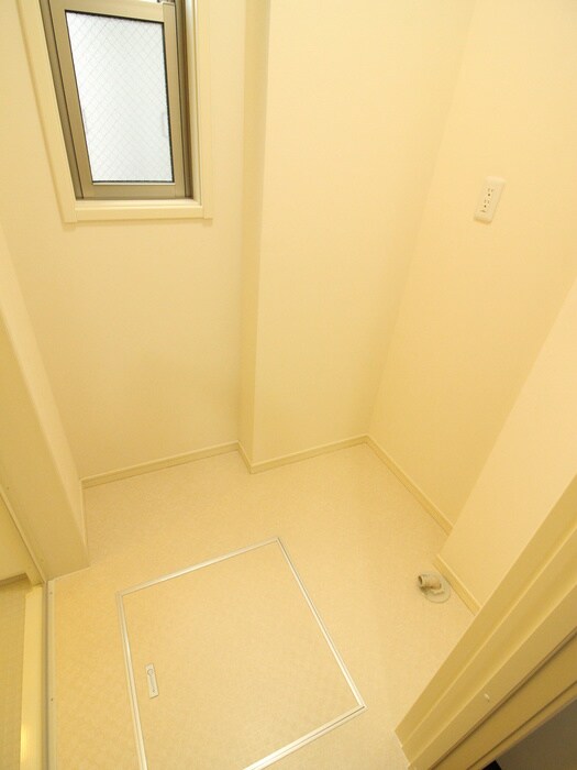 洗濯機置場 デザインメゾン茶屋町