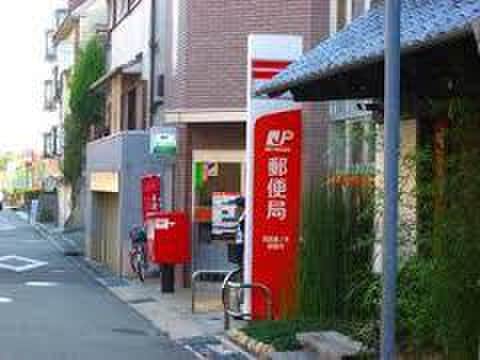 郵便局(郵便局)まで270m D-room西宮瓦林町
