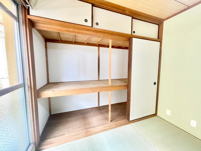 収納 メゾン南花屋敷