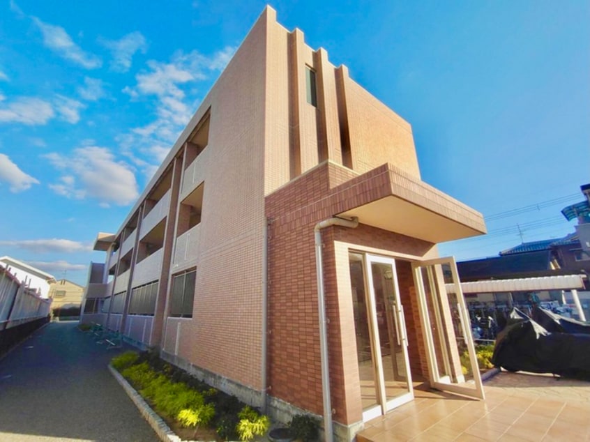 外観写真 アニメ－ト松下１号館