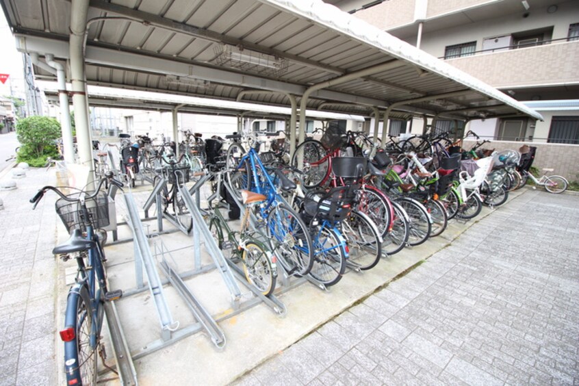 駐輪場 平野元町日興マンション