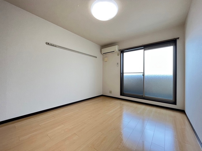 居室 シャインコ－ト