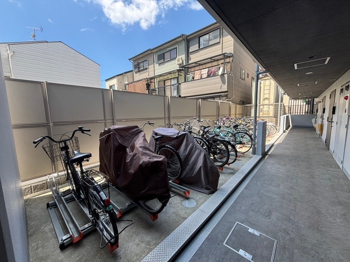 駐輪場 ラグゼナ梅小路京都西