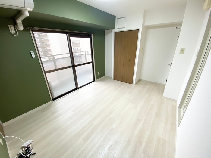 居室 エストポワ－ル堀江