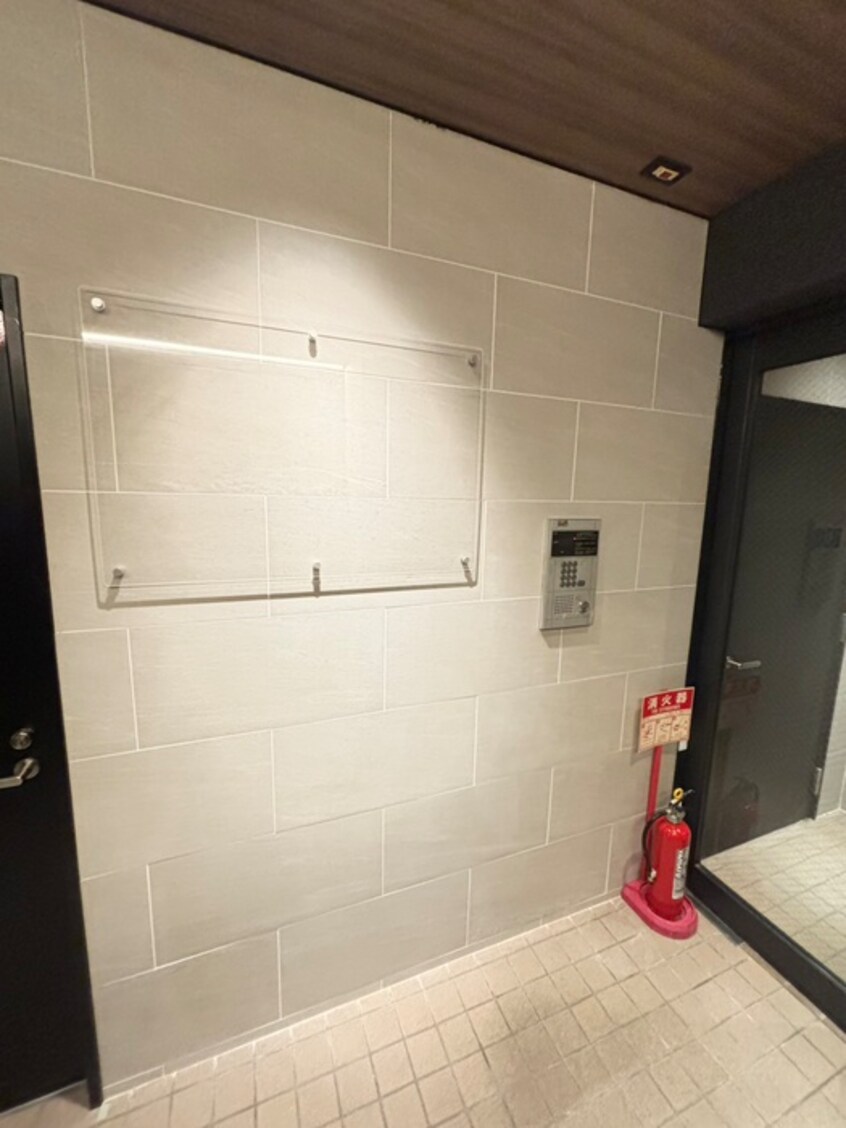 エントランス部分 エストポワ－ル堀江