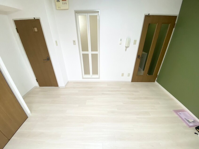 居室 エストポワ－ル堀江