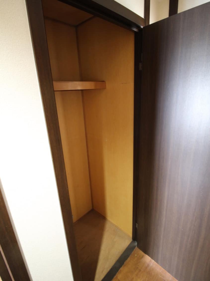 収納 メゾンノール加島