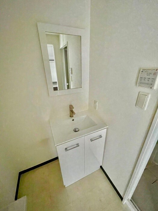 洗面 U-ro鶴橋駅前