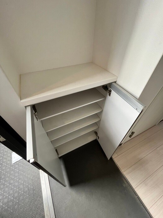 靴箱 U-ro鶴橋駅前