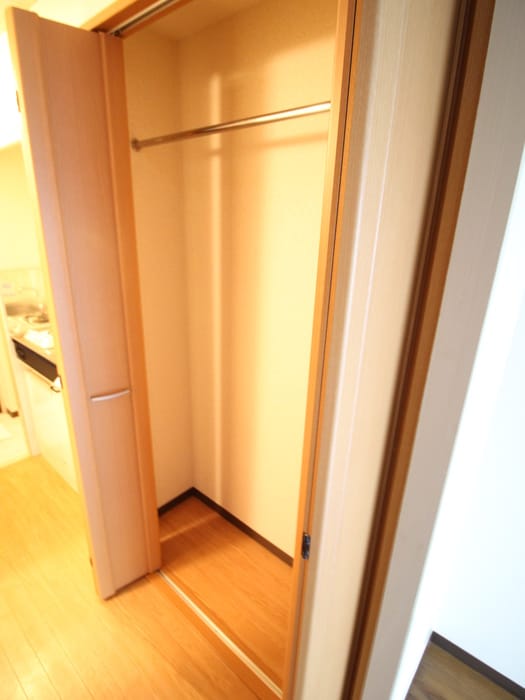 収納 サンロ－レル仁川