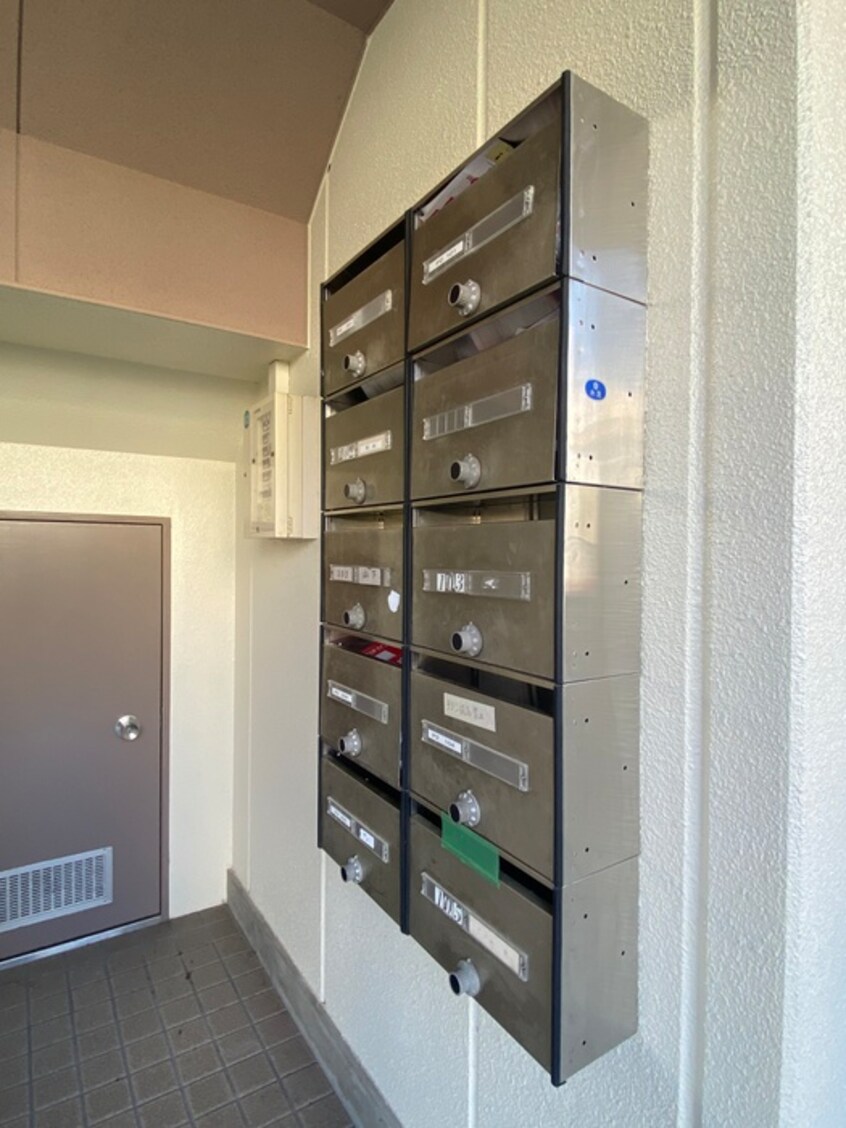 エントランス部分 グリーンパーク樫ノ木2