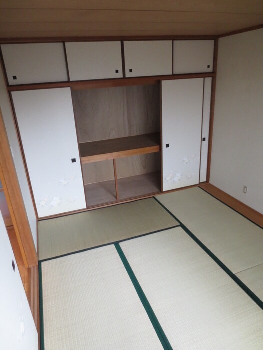 収納 シャンテＦＵＳＨＩＴＡ