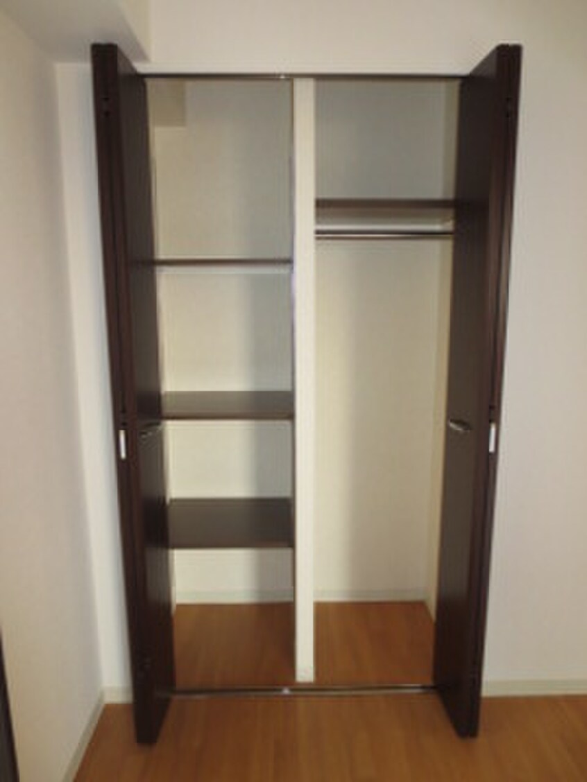 収納 グランシス江坂