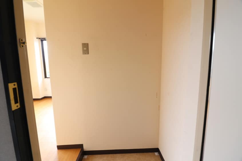 玄関 誠也産業ビル