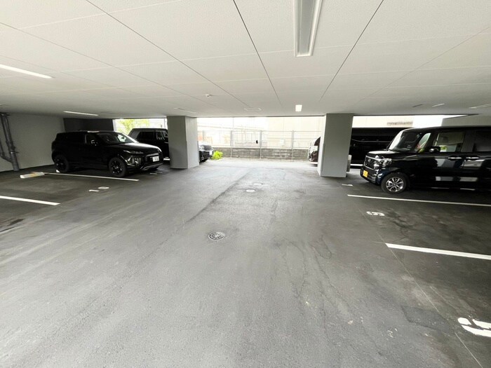 駐車場 ライブガーデン江坂Ⅸ
