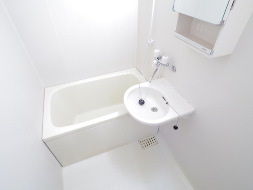 バス／シャワールーム等 若草ハイツ