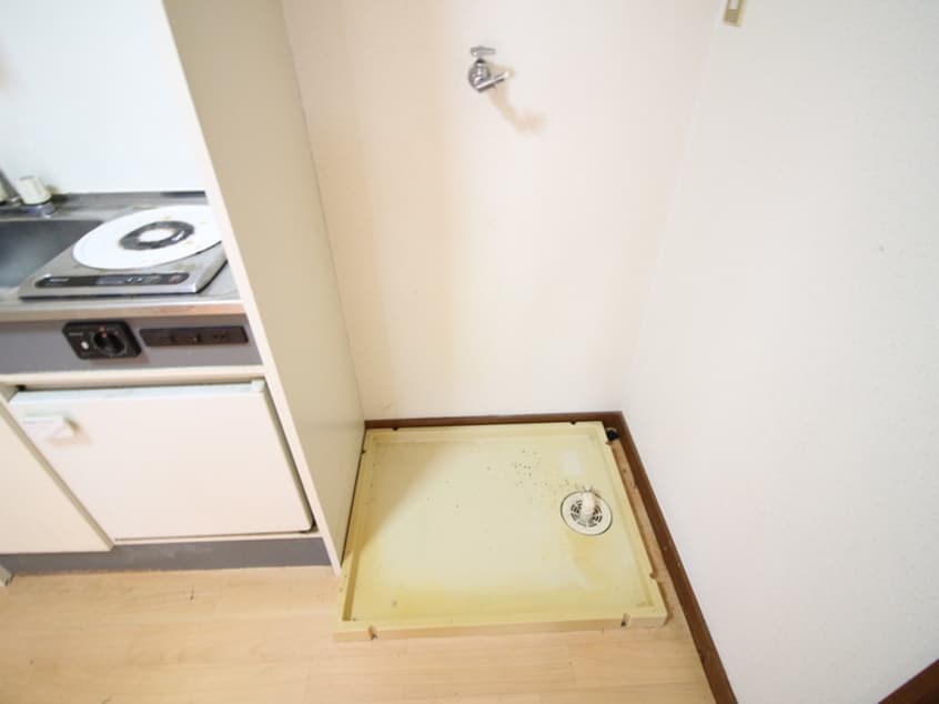 洗濯機置場 リバ－サイド石橋