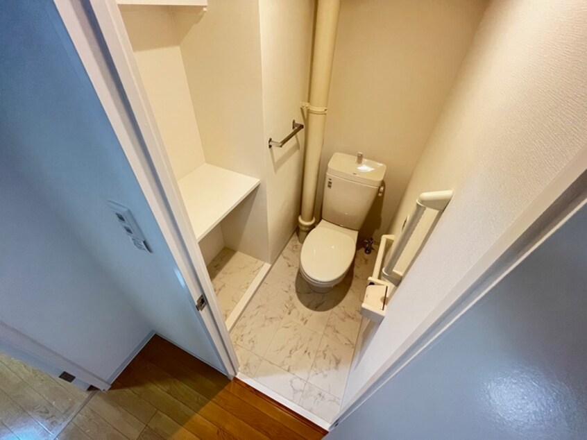 トイレ アルビス池田１０２号棟