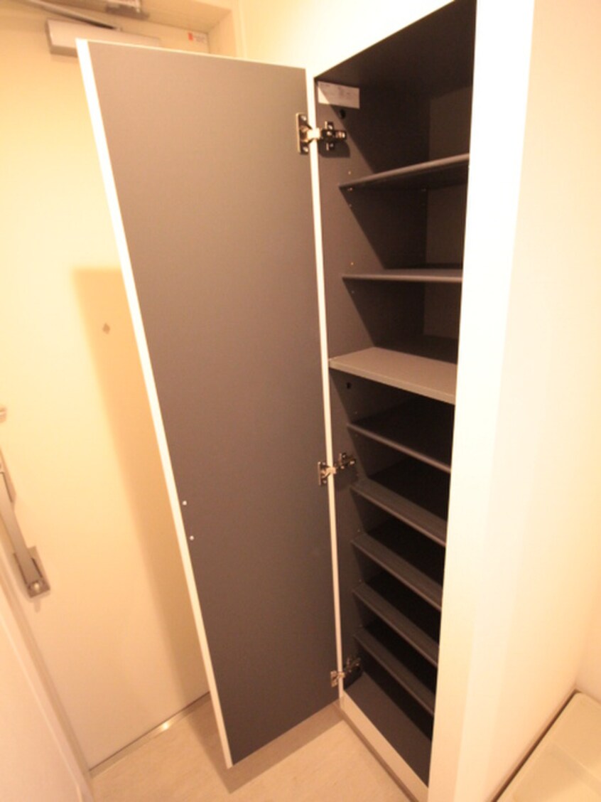 靴箱 リブリ・布施