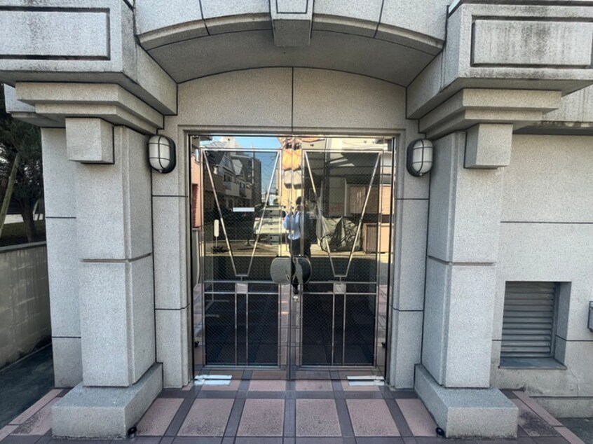 エントランス部分 アーバンジャングルﾌﾟﾚｲｽ　北棟