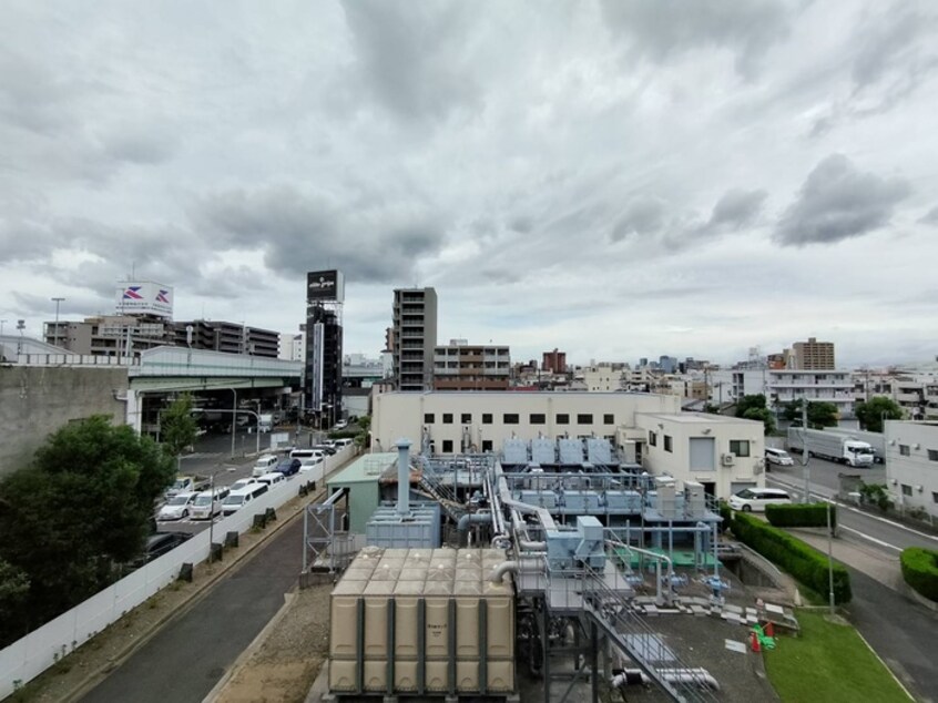 室内からの展望 スプランディッド高井田