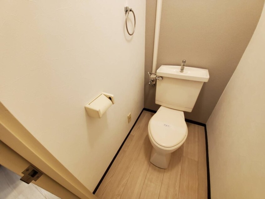 トイレ メゾンイースター