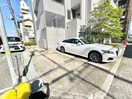 駐車場 ｺﾝﾌﾞﾘｵｱﾀﾞﾁ