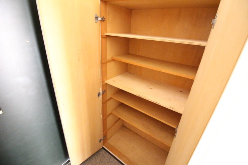 靴箱 イ－スト神戸本山