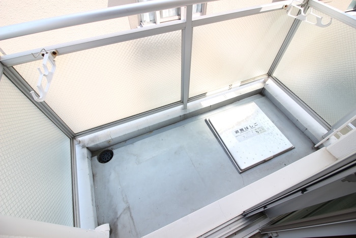 ベランダ・バルコニー イ－スト神戸本山