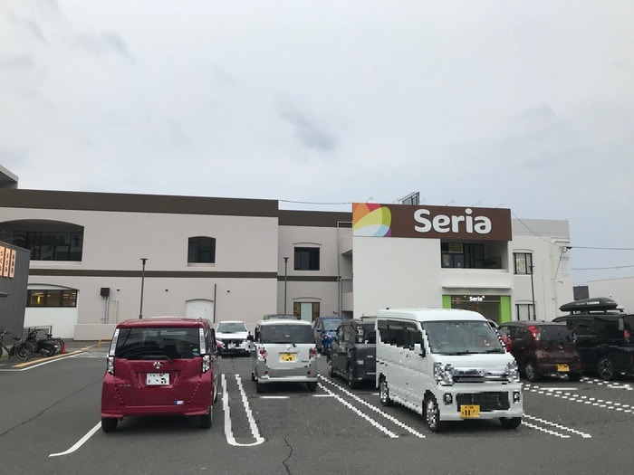 セリア枚方長尾谷町店(100均)まで925m グリシーナ