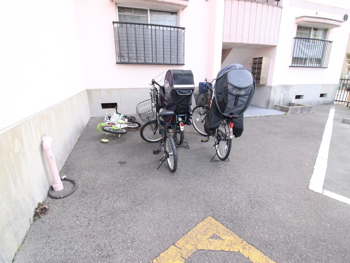 駐輪場 シルフィ－ド・ドゥ御崎