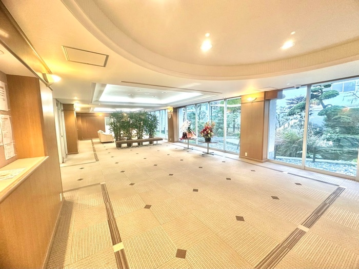 エントランス部分 ローズハイツ芦屋（７１１）