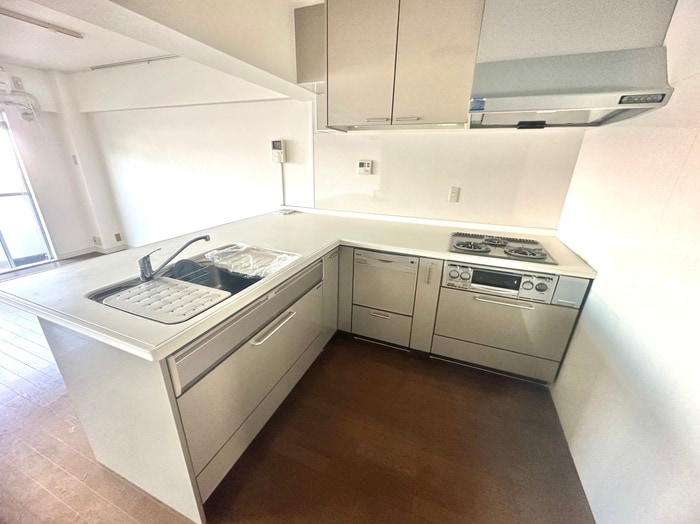 キッチン ローズハイツ芦屋（７１１）