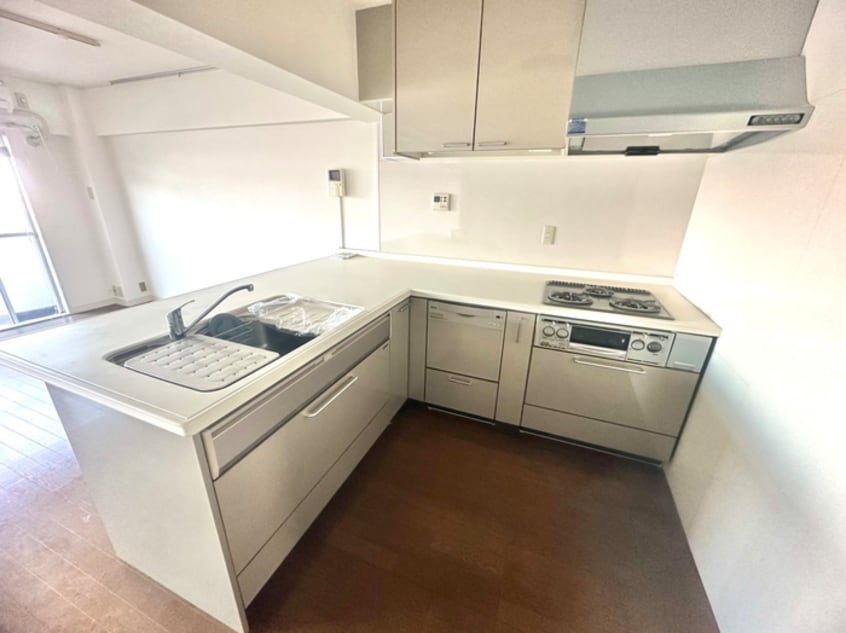 キッチン ローズハイツ芦屋（７１１）