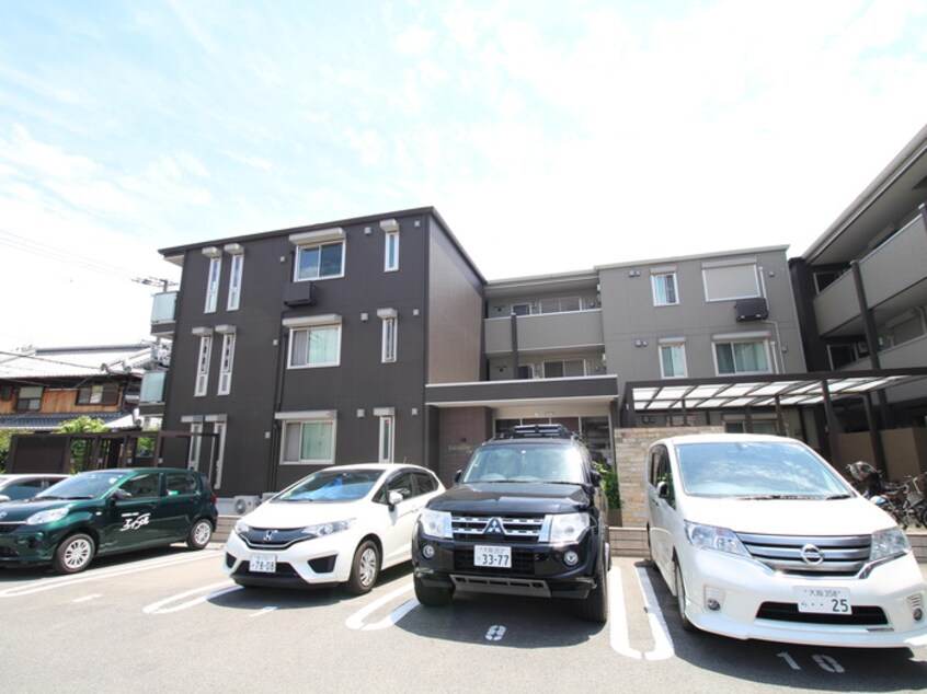 駐車場 サンスクエア千里万博A棟