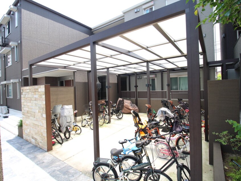 駐輪場 サンスクエア千里万博A棟
