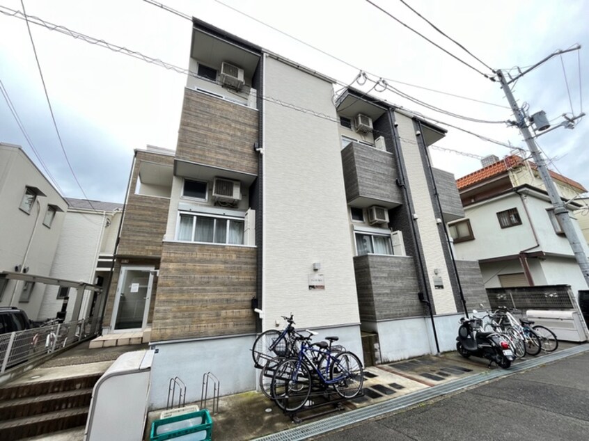 外観写真 IMPERIAL RESIDENCE 八王寺