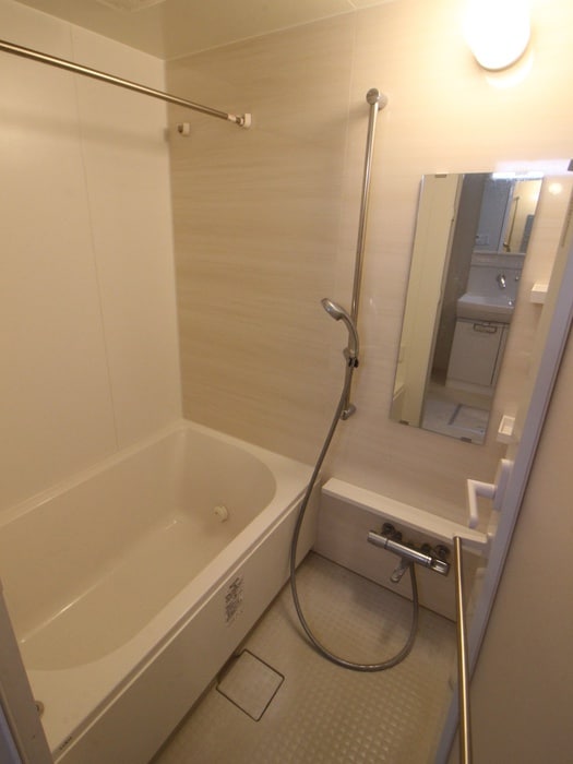 バス／シャワールーム等 Ｌｉｅｂｅ岸部