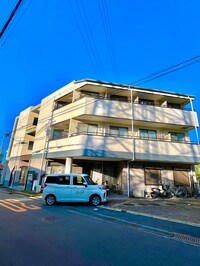 メゾン　バヴァ－ル