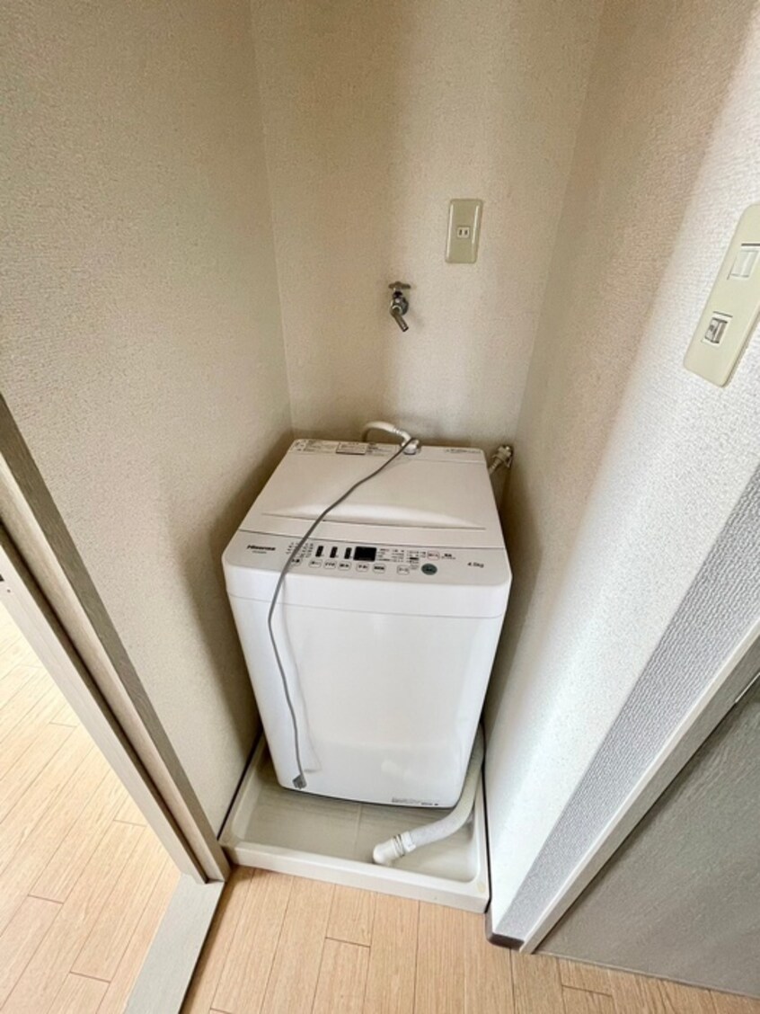 洗濯機置場 ガロ－ド岡本