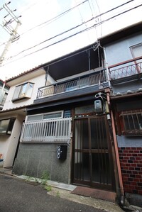 東大阪市鳥居町9-21テラス