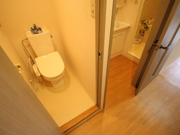 トイレ ジュネス・ブランド－ル