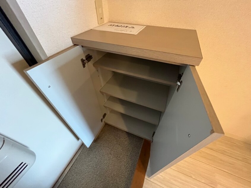 靴箱 ジュネス・ブランド－ル