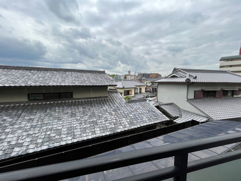 室内からの展望 ジュネス・ブランド－ル
