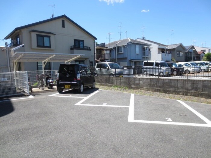 駐車場 ロココ桂