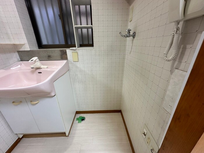 洗濯機置場 総持寺駅前貸家