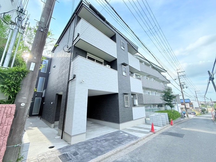 外観写真 リヴェール長尾