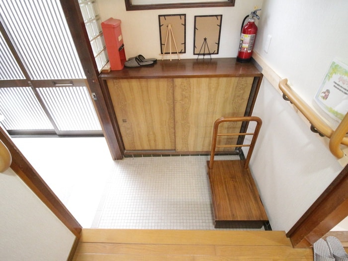 玄関 霞ケ丘貸家