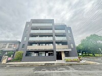 ＬＵＺ　ＫＯＢＥ