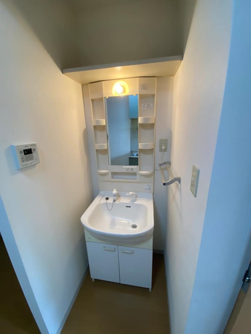 洗面 レザムール